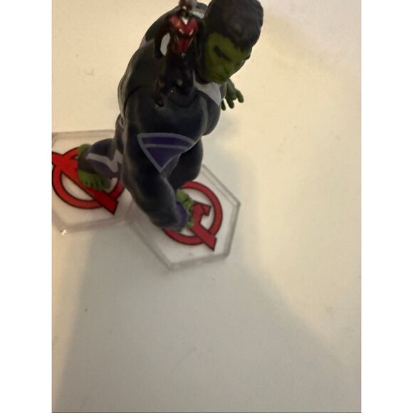 Marvel Avengers Incredible Hulk & Ant Man PVC Cake Topper Figure Black Green OS - Picture 3 of 5